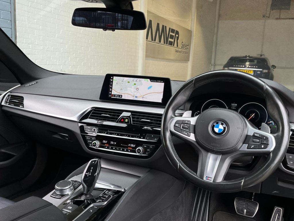 USED 2019 19 BMW 5-SERIES 2.0 530E M SPORT 4d AUTO 249 BHP SALOON