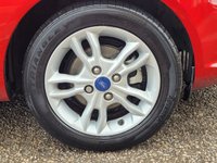 USED 2015 15 FORD FIESTA 1.2 ZETEC 5d 81 BHP 