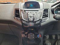 USED 2015 15 FORD FIESTA 1.2 ZETEC 5d 81 BHP 