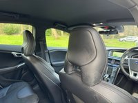 USED 2015 65 VOLVO V40 2.0 D2 R-DESIGN NAV 5d 118 BHP 
