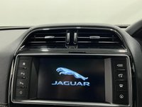 USED 2016 16 JAGUAR F-PACE 2.0 R-SPORT AWD 5d 178 BHP High Specification AWD R - Sport  Striking Ammonite Grey , Full Ebony Leather, Panoramic Glass Roof,