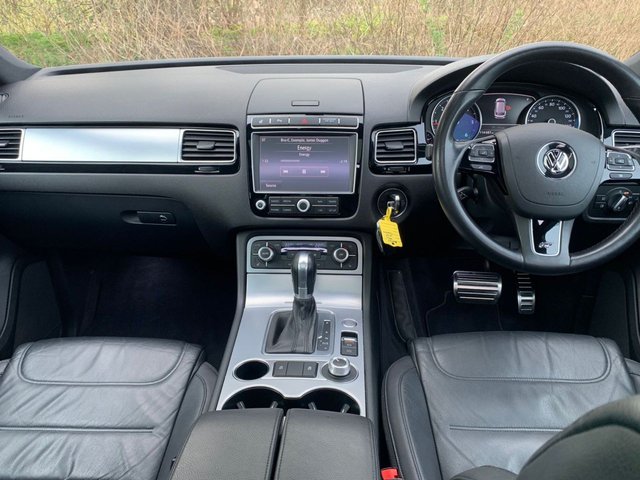 View our VOLKSWAGEN TOUAREG