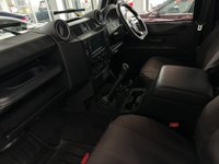 USED 2011 11 LAND ROVER DEFENDER 2.4 110 TD XS STATION WAGON 5d 121 BHP Tonnes of Bespoke Enhancements