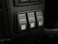 USED 2011 11 LAND ROVER DEFENDER 2.4 110 TD XS STATION WAGON 5d 121 BHP Tonnes of Bespoke Enhancements