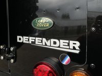 USED 2011 11 LAND ROVER DEFENDER 2.4 110 TD XS STATION WAGON 5d 121 BHP Tonnes of Bespoke Enhancements