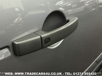 USED 2012 12 LAND ROVER DISCOVERY 3.0 4 SDV6 HSE 5d 255 BHP 