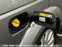 USED 2012 12 LAND ROVER DISCOVERY 3.0 4 SDV6 HSE 5d 255 BHP 