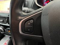 USED 2017 17 RENAULT CLIO 0.9 TCe Signature Nav Hatchback 5dr Petrol Manual Euro 6 (s/s) (90 ps) Sat Nav,Heated Seats,R. Camera
