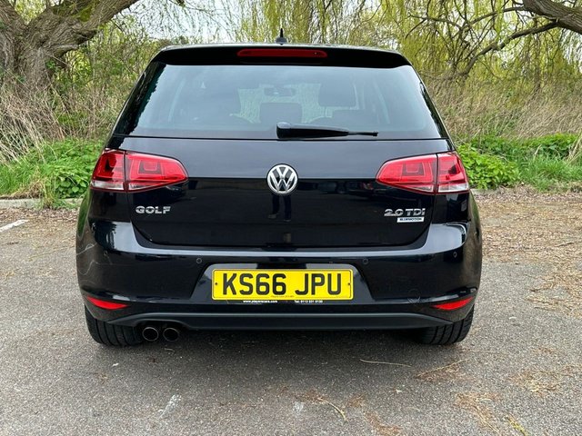 View our VOLKSWAGEN GOLF