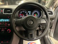 USED 2009 59 VOLKSWAGEN GOLF 1.6 SE TDI DSG 5d 103 BHP LOW RATE FINANCE AVAILABLE + FREE12 MONTH RAC MEMBERSHIP + RAC WARRANTY INCLUDED