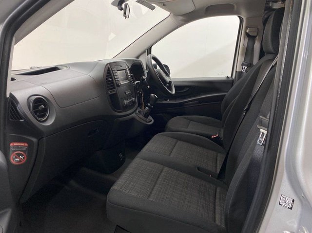 2015 Mercedes-Benz VITO - Photo 11