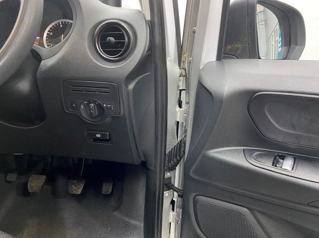 2015 Mercedes-Benz VITO - Photo 12