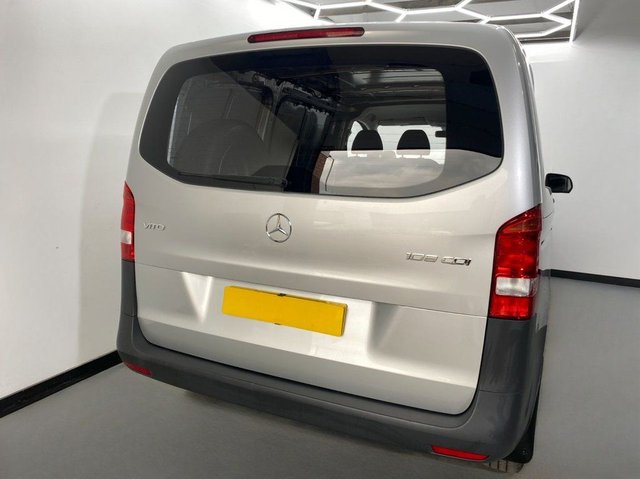 2015 Mercedes-Benz VITO - Photo 5