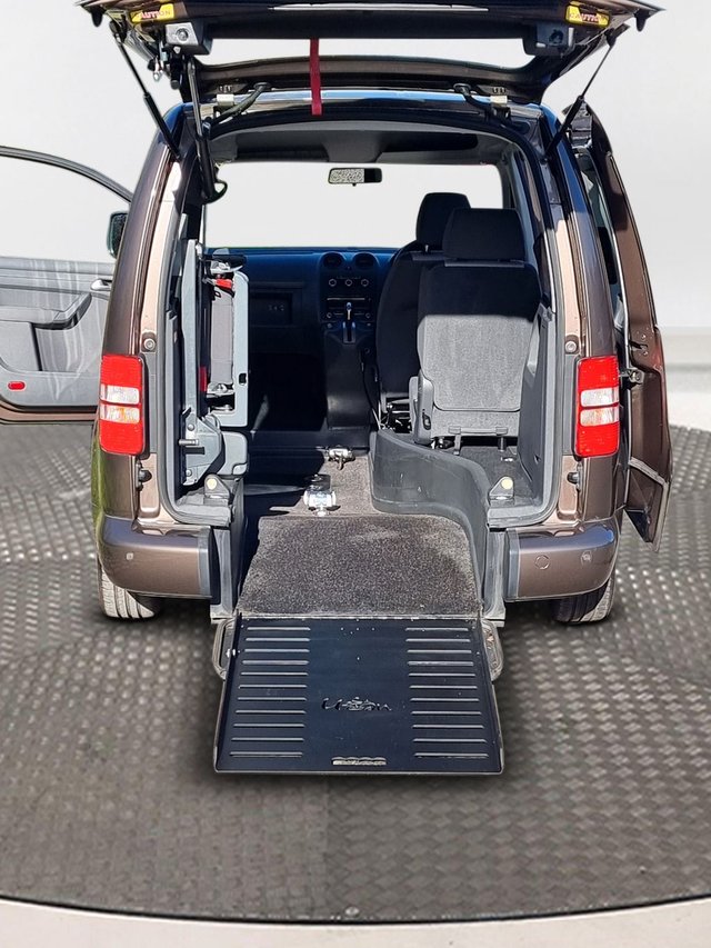 2014 VOLKSWAGEN CADDY - Photo 10