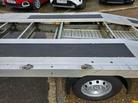 USED 2019 68 CITROEN RELAY 2.0 35 BlueHDi B/B in white, 81,000 miles, full service history, 1 owner, ULEZ, vehicle transporter, 6-speed manual, Bluetooth, DAB radio + VAT @ 20% This 2019 Citroen Relay van boasts a single owner from new, a testament to its careful use and desirability. This 2.0 BlueHDi 35 L3 Euro 6 model is powered by a robust 2.0 litre diesel engine delivering 129 bhp, and benefits from a full service history, with its last service completed at 66,188 miles on 09 September 2022. For your peace of mind, it will be supplied with a 12 month MOT upon purchase. Inside, you'll find an FM and DAB digital radio complete with Bluetooth connectivity, allowing fo