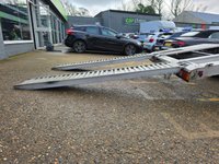 USED 2019 68 CITROEN RELAY 2.0 35 BlueHDi B/B in white, 81,000 miles, full service history, 1 owner, ULEZ, vehicle transporter, 6-speed manual, Bluetooth, DAB radio + VAT @ 20% This 2019 Citroen Relay van boasts a single owner from new, a testament to its careful use and desirability. This 2.0 BlueHDi 35 L3 Euro 6 model is powered by a robust 2.0 litre diesel engine delivering 129 bhp, and benefits from a full service history, with its last service completed at 66,188 miles on 09 September 2022. For your peace of mind, it will be supplied with a 12 month MOT upon purchase. Inside, you'll find an FM and DAB digital radio complete with Bluetooth connectivity, allowing fo
