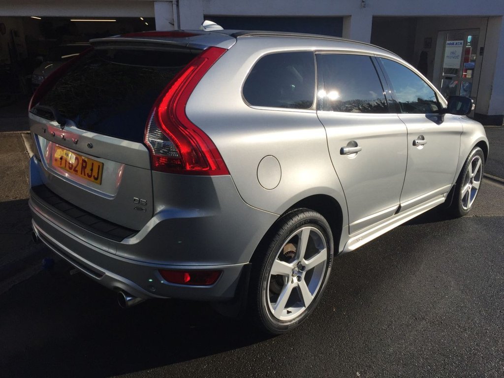 USED 2012 62 VOLVO XC60 2.4 D5 R-DESIGN AWD 5d 212 BHP DAB + SAT NAV