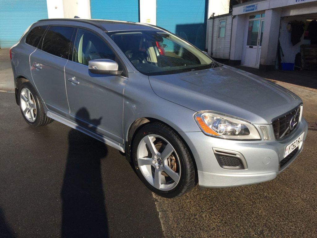 USED 2012 62 VOLVO XC60 2.4 D5 R-DESIGN AWD 5d 212 BHP DAB + SAT NAV