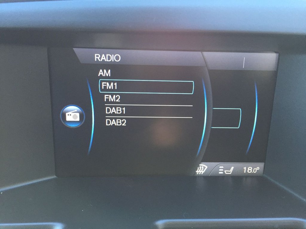 USED 2012 62 VOLVO XC60 2.4 D5 R-DESIGN AWD 5d 212 BHP DAB + SAT NAV