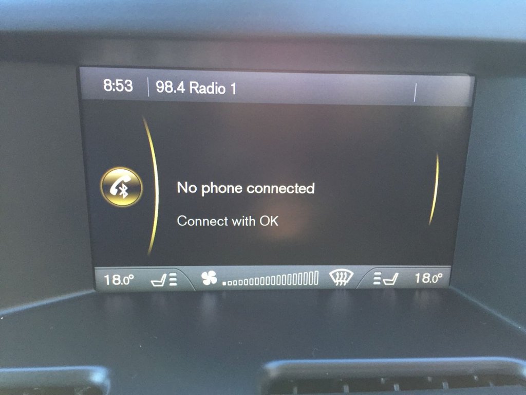 USED 2012 62 VOLVO XC60 2.4 D5 R-DESIGN AWD 5d 212 BHP DAB + SAT NAV