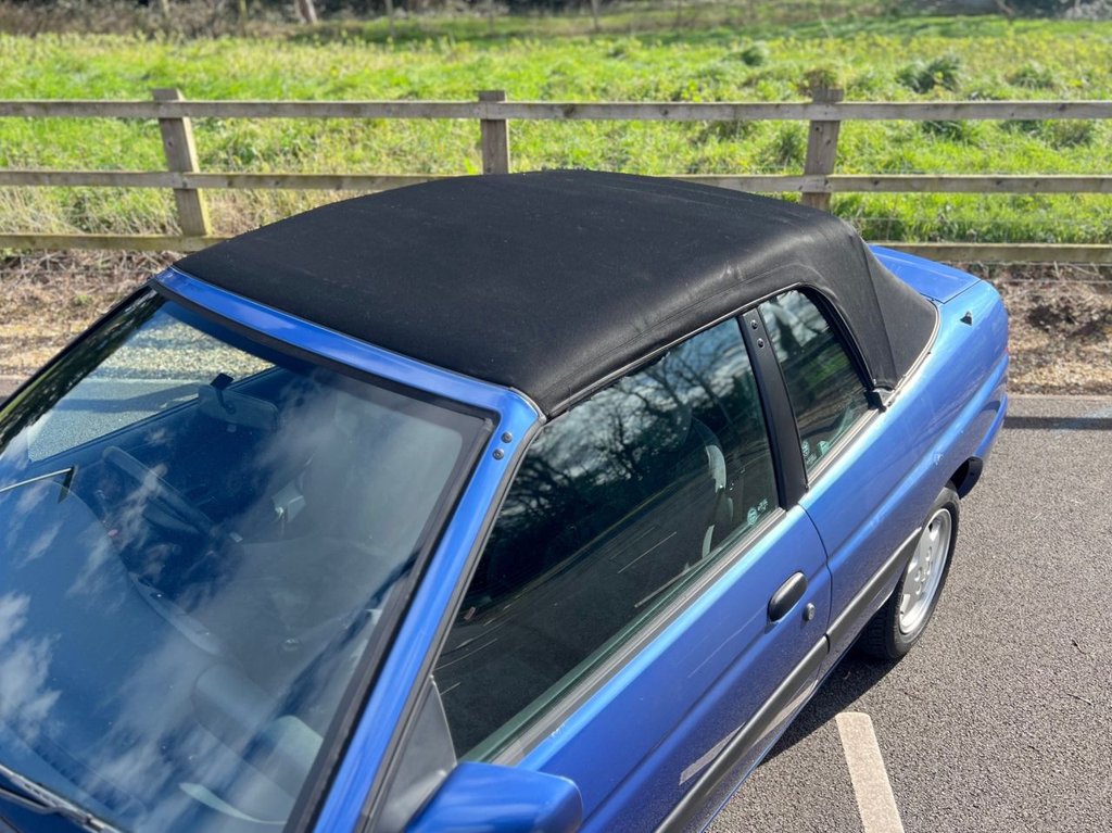 USED 1996 P FORD ESCORT CALYPSO // 2d // 1.6 89 BHP // px swap 