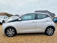 USED 2016 66 TOYOTA AYGO 1.0 VVT-I X-PLAY 5d 69 BHP &pound;0 Road Tax + Bluetooth & Air Con
