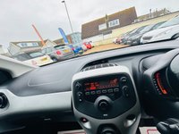USED 2016 66 TOYOTA AYGO 1.0 VVT-I X-PLAY 5d 69 BHP &pound;0 Road Tax + Bluetooth & Air Con