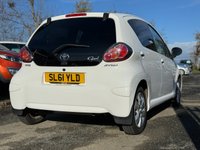 USED 2011 S TOYOTA AYGO 1.0 VVT-I GO 5d 67 BHP 14 INCH ALLOY WHEELS+  REAR PRIVACY GLASS+  FRONT ELECTRIC WINDOWS+  AUX+