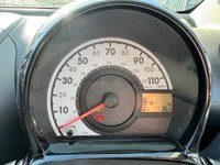 USED 2011 S TOYOTA AYGO 1.0 VVT-I GO 5d 67 BHP 14 INCH ALLOY WHEELS+  REAR PRIVACY GLASS+  FRONT ELECTRIC WINDOWS+  AUX+