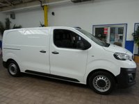 USED 2020 69 PEUGEOT EXPERT 1.5 BLUEHDI 100 PROFESSIONAL L1 102 BHP 3 SEATS SAT NAV AIR CON  PARKING SENSORS ROOF RACK PIPE CARRIER PLYLINED BULKHEAD 1 OWNER SERVICE HISTORY 6 MONTHS WARRANTY