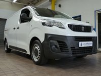USED 2020 69 PEUGEOT EXPERT 1.5 BLUEHDI 100 PROFESSIONAL L1 102 BHP 3 SEATS SAT NAV AIR CON  PARKING SENSORS ROOF RACK PIPE CARRIER PLYLINED BULKHEAD 1 OWNER SERVICE HISTORY 6 MONTHS WARRANTY