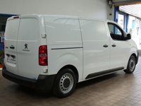 USED 2020 69 PEUGEOT EXPERT 1.5 BLUEHDI 100 PROFESSIONAL L1 102 BHP 3 SEATS SAT NAV AIR CON  PARKING SENSORS ROOF RACK PIPE CARRIER PLYLINED BULKHEAD 1 OWNER SERVICE HISTORY 6 MONTHS WARRANTY