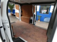 USED 2020 69 PEUGEOT EXPERT 1.5 BLUEHDI 100 PROFESSIONAL L1 102 BHP 3 SEATS SAT NAV AIR CON  PARKING SENSORS ROOF RACK PIPE CARRIER PLYLINED BULKHEAD 1 OWNER SERVICE HISTORY 6 MONTHS WARRANTY
