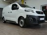 USED 2020 69 PEUGEOT EXPERT 1.5 BLUEHDI 100 PROFESSIONAL L1 102 BHP 3 SEATS SAT NAV AIR CON  PARKING SENSORS ROOF RACK PIPE CARRIER PLYLINED BULKHEAD 1 OWNER SERVICE HISTORY 6 MONTHS WARRANTY