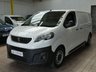 USED 2020 69 PEUGEOT EXPERT 1.5 BLUEHDI 100 PROFESSIONAL L1 102 BHP 3 SEATS SAT NAV AIR CON  PARKING SENSORS ROOF RACK PIPE CARRIER PLYLINED BULKHEAD 1 OWNER SERVICE HISTORY 6 MONTHS WARRANTY