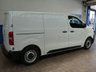 USED 2020 69 PEUGEOT EXPERT 1.5 BLUEHDI 100 PROFESSIONAL L1 102 BHP 3 SEATS SAT NAV AIR CON  PARKING SENSORS ROOF RACK PIPE CARRIER PLYLINED BULKHEAD 1 OWNER SERVICE HISTORY 6 MONTHS WARRANTY