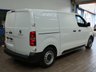 USED 2020 69 PEUGEOT EXPERT 1.5 BLUEHDI 100 PROFESSIONAL L1 102 BHP 3 SEATS SAT NAV AIR CON  PARKING SENSORS ROOF RACK PIPE CARRIER PLYLINED BULKHEAD 1 OWNER SERVICE HISTORY 6 MONTHS WARRANTY