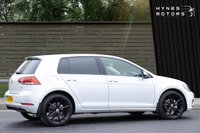 USED 2017 67 VOLKSWAGEN GOLF 1.6 SE NAVIGATION TDI BLUEMOTION TECHNOLOGY 5d 114 BHP 