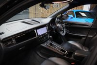 USED 2019 69 PORSCHE MACAN 3.0 S PDK 5d 349 BHP PAN ROOF, PORSCHE HISTORY - PORSCHE WARRANTY - BEAUTIFUL CONDITION ALL ROUND.