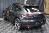 USED 2019 69 PORSCHE MACAN 3.0 S PDK 5d 349 BHP PAN ROOF, PORSCHE HISTORY - PORSCHE WARRANTY - BEAUTIFUL CONDITION ALL ROUND.