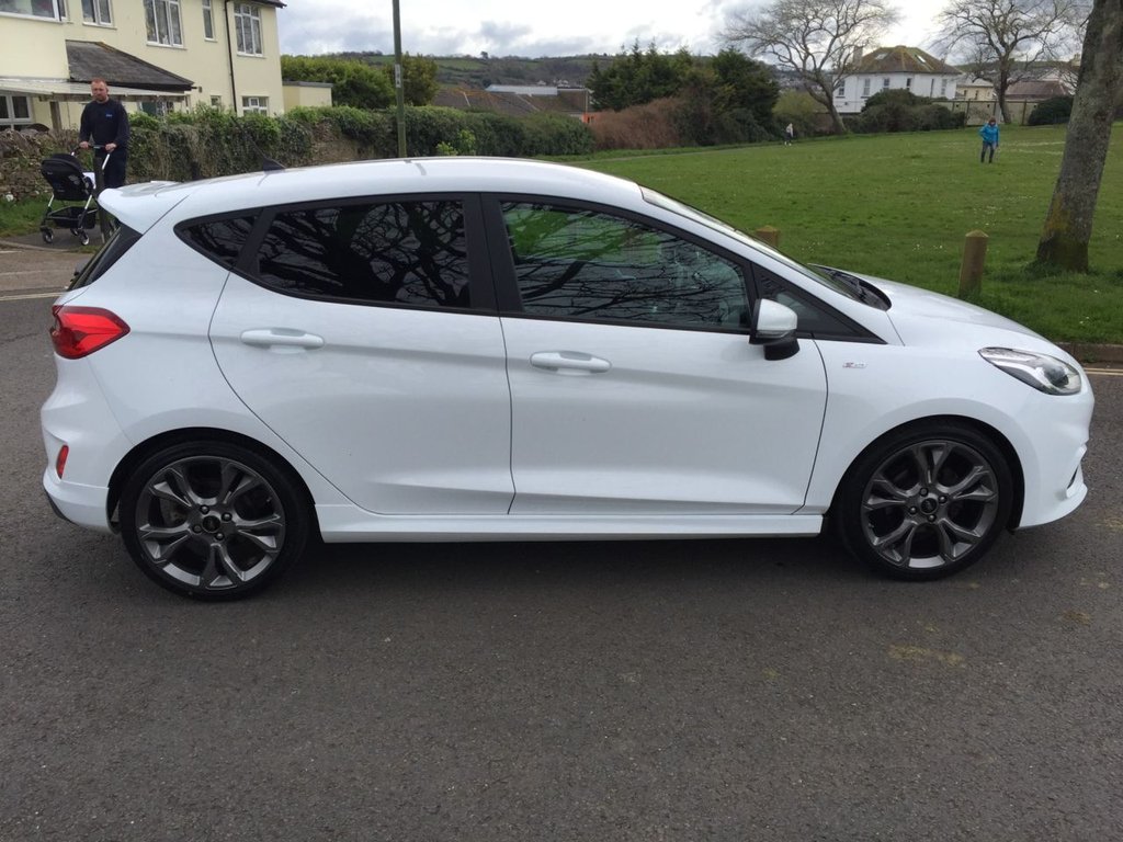 USED 2018 68 FORD FIESTA 1.0 ST-LINE X 5d 138 BHP ST LINE X FIESTA COVERED 51000 MILE