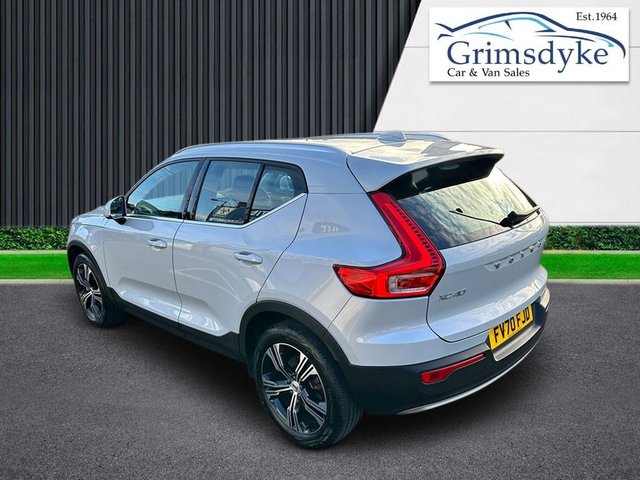 View our VOLVO XC40