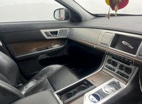 USED 2013 13 JAGUAR XF 2.2 D LUXURY 4d 163 BHP 