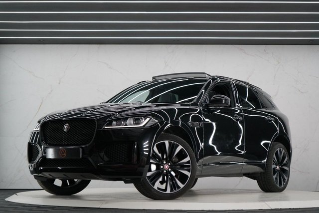 2020 69 Jaguar F-Pace 2.0 CHEQUERED FLAG AWD 5d 178 BHP