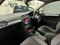 USED 2018 18 VOLKSWAGEN TIGUAN 2.0 SE TDI BMT 5d 148 BHP 