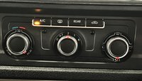 USED 2018 68 VOLKSWAGEN TRANSPORTER SHUTTLE 2.0 T32 TDI SHUTTLE S BMT 5d 101 BHP 