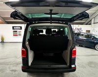 USED 2018 68 VOLKSWAGEN TRANSPORTER SHUTTLE 2.0 T32 TDI SHUTTLE S BMT 5d 101 BHP 