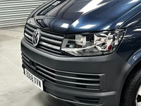 USED 2018 68 VOLKSWAGEN TRANSPORTER SHUTTLE 2.0 T32 TDI SHUTTLE S BMT 5d 101 BHP 