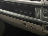 USED 2018 68 VOLKSWAGEN TRANSPORTER SHUTTLE 2.0 T32 TDI SHUTTLE S BMT 5d 101 BHP 