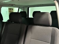 USED 2018 68 VOLKSWAGEN TRANSPORTER SHUTTLE 2.0 T32 TDI SHUTTLE S BMT 5d 101 BHP 